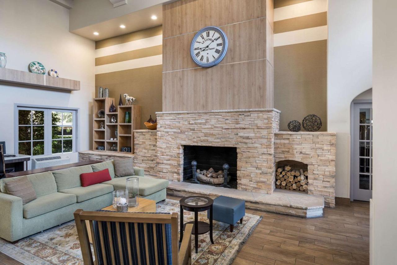 Mainstay Orange County John Wayne Airport Hotel 3*